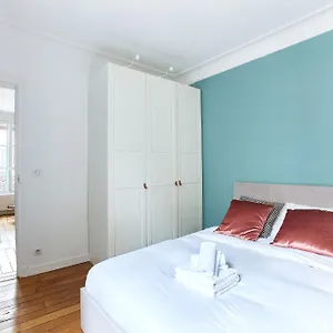 Montmartre & Rue Durantin - 1br - Cityapartmentstay , Paris France